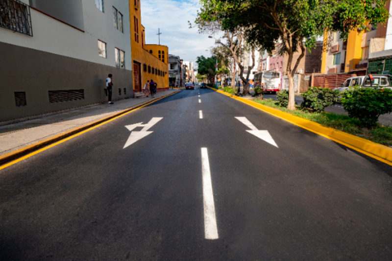 Lince: Municipalidad de Lima invirtió S/ 1.8 millones en mantenimiento de pistas y señalización en Av. César Canevaro