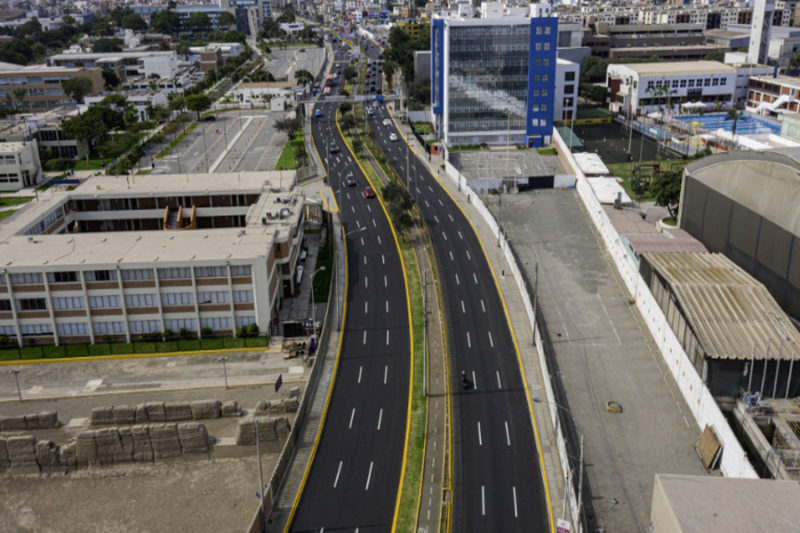 Municipalidad de Lima invirtió S/ 1.7 millones para renovar pistas y señalización horizontal en 2.76 km de la Av. Universitaria